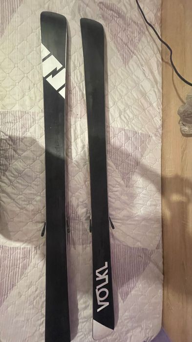 Продавам ски Volki Gotama jr 158см
