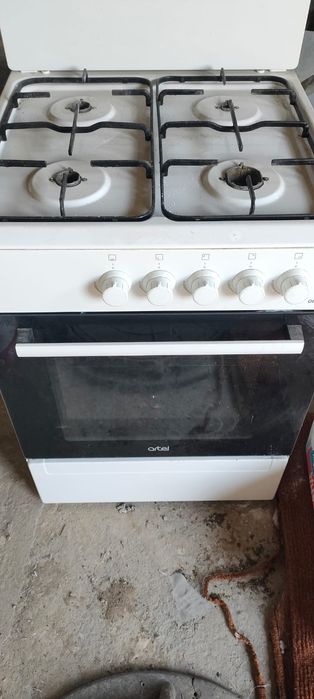 Продам газовая плита artel