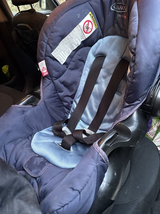 Scaun scoica auto bebe graco cu baza