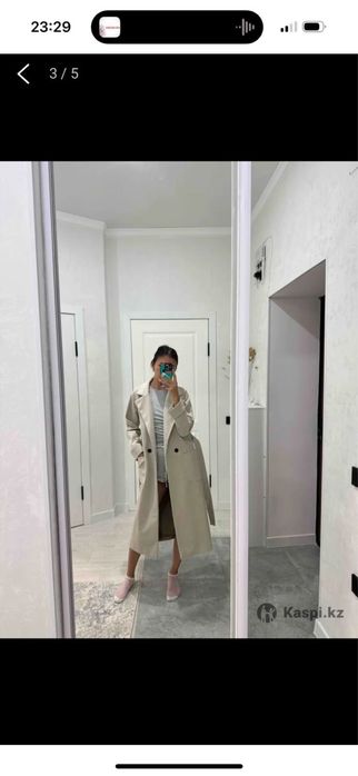 Женское пальто, размер 42.