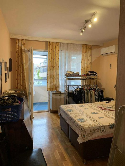 Продава се Четиристаен апартамент в Варна, Колхозен пазар - 100 кв.м за 2400 €/кв.м - Снимка #2