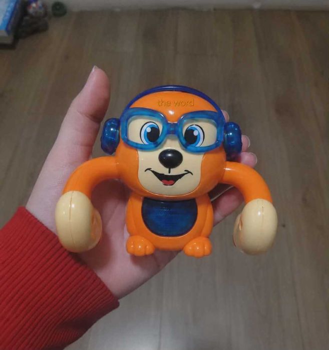 Бебешка играчка маймунка