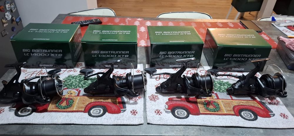 Vand 4 mulinete Shimano BIG BAITRUNNER XTB LC