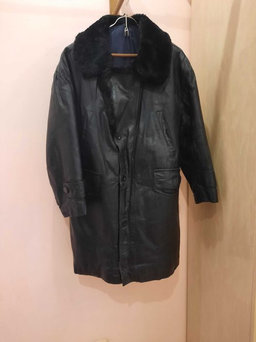 Продам кожаное пальто .