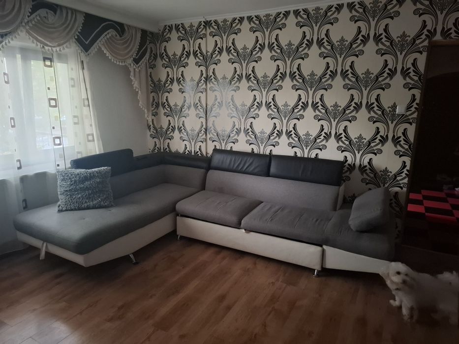 Vand coltar 1500 lei