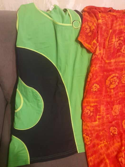 Продаю блузки, туники,платья