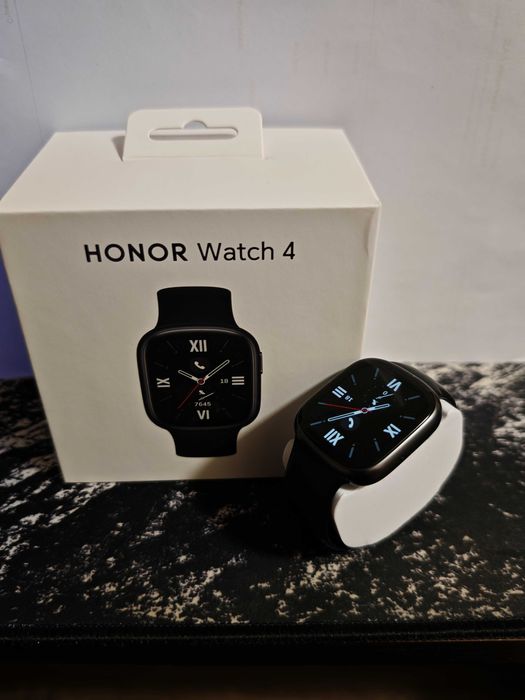 Смарт часовник Honor Watch 4