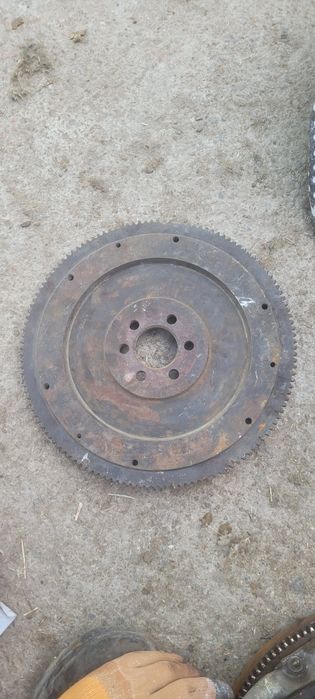 Продается маховик на гольф 1.3