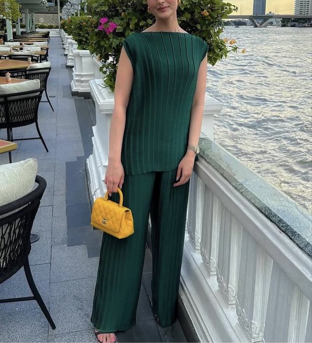 Set Zara nou eticheta