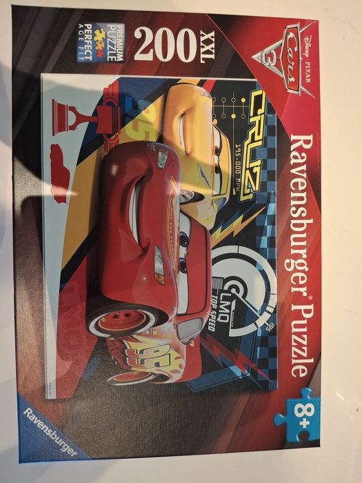 Пъзели 500 и 200 ч.