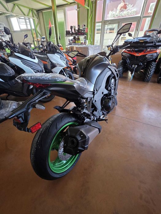 Kawasaki Z1100 SE R EDITION GY1 2026