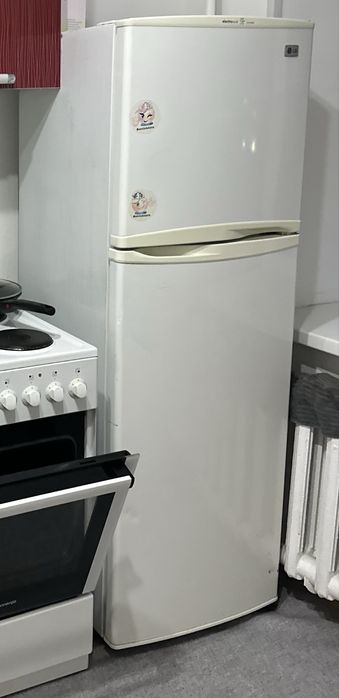 Продам холодильник и стиральную машинку