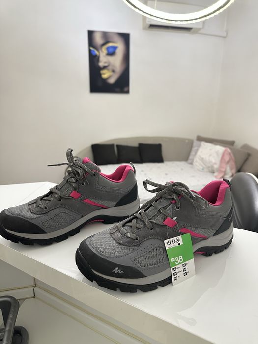 Обувки за преходи и трекинг 38 номер