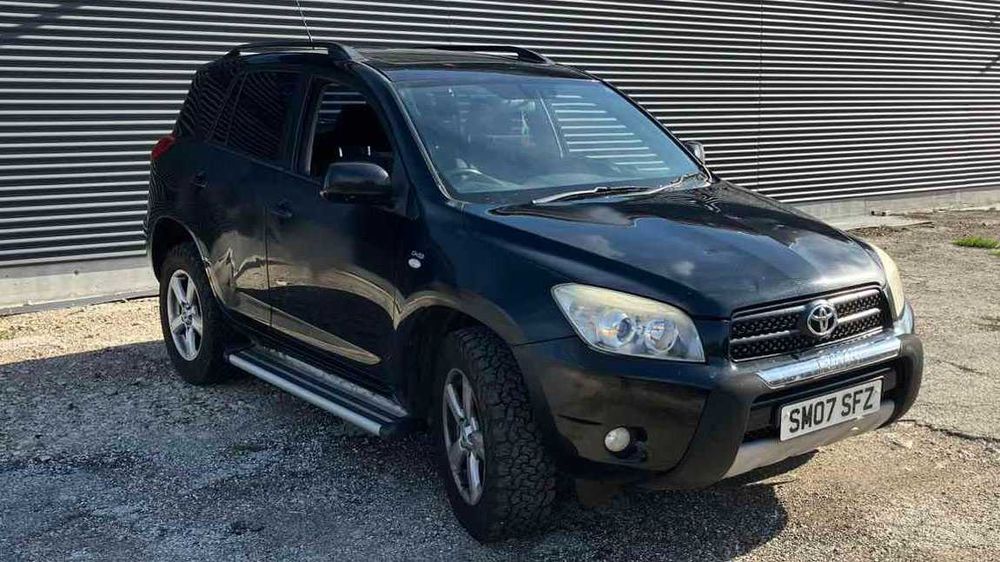 Toyota Rav4 III 2006-2012 НА ЧАСТИ В ОПИСАНИЕТО