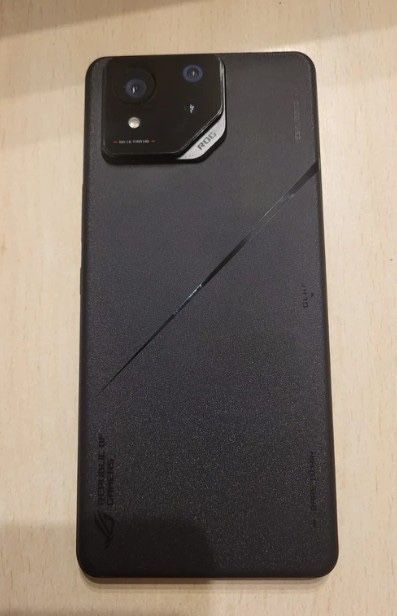 Asus Rog Phone 8 Pro