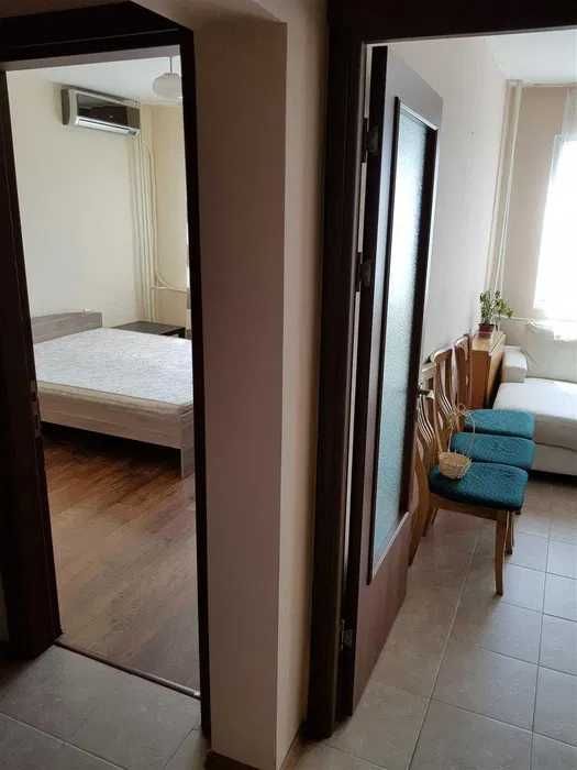 Продава се Тристаен апартамент в София, Света Троица - 98 кв.м за 1786 €/кв.м - Снимка #4