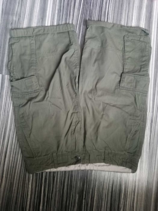 Къси панталонки 2 бр. 10лв.