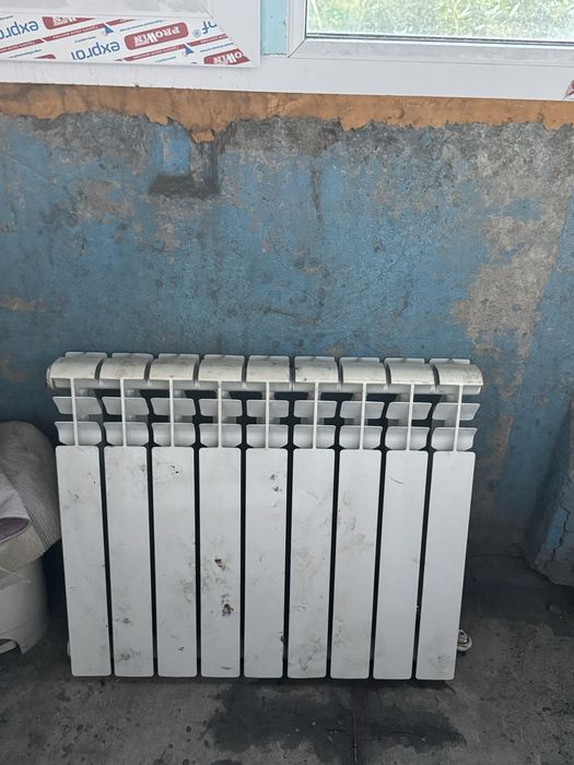 Продам радиатор биметалл 9 секций