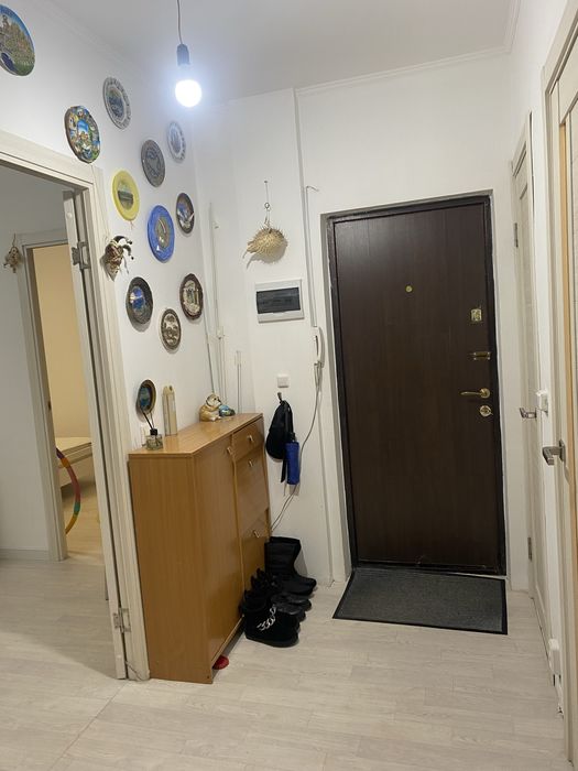 Продам 2 ком квартиру в хорошем районн
