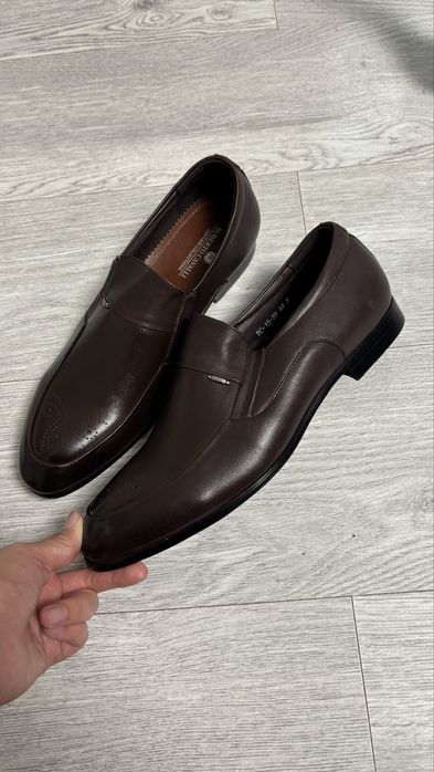Продам мужские туфли