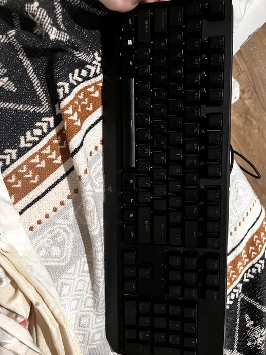 Продается игровая клавиатура Razer