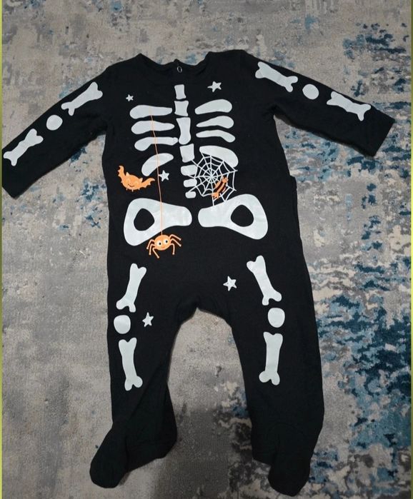 Costumase party/Halloween bebe