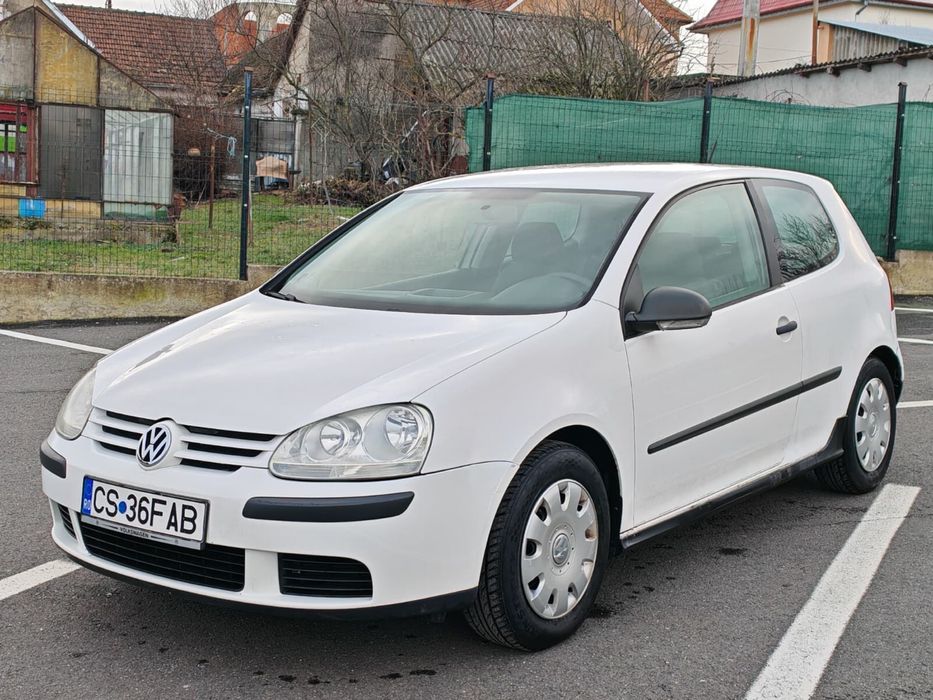 Vand Golf 5 1.4 benzină!