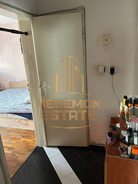 Продава се Тристаен апартамент в Варна, Цветен квартал - 68 кв.м за 2206 €/кв.м - Снимка #11