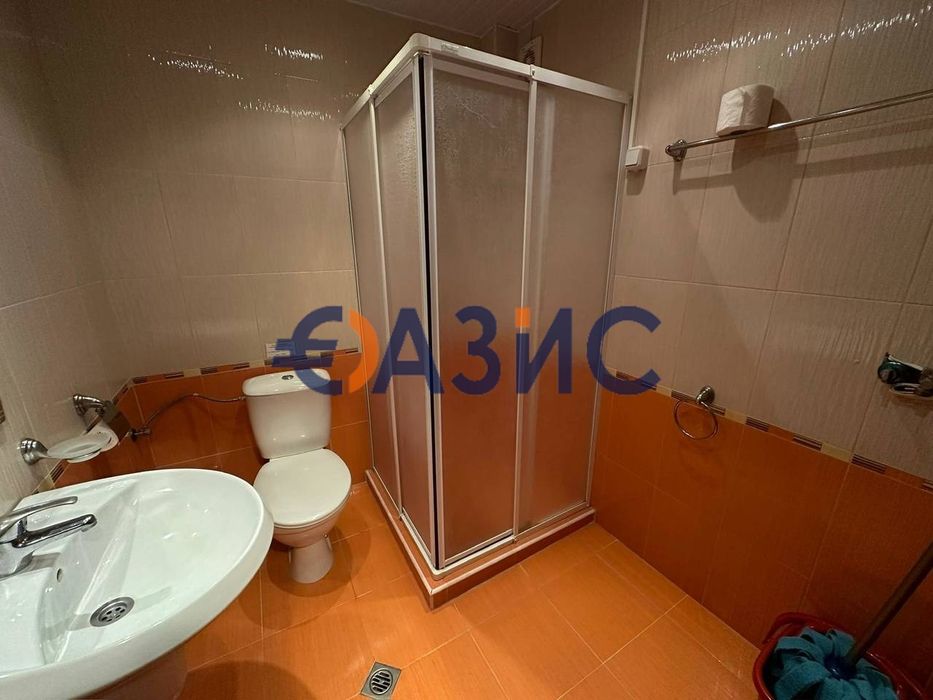 Продава се Двустаен апартамент в Свети Влас - 88 кв.м за 750 €/кв.м - Снимка #2