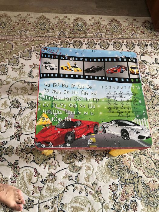 Стол и стульчик детский