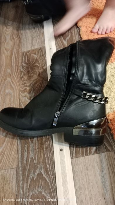 Продам зимние сапоги