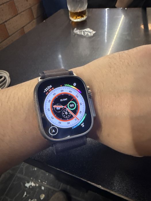 Apple watch ultra 2 , 64 g , 49 mm