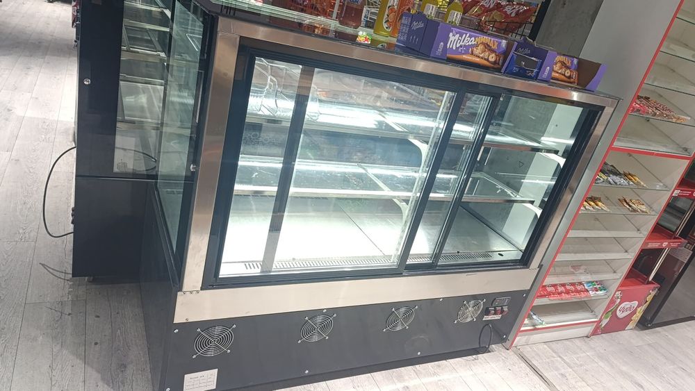 Холодильник ветринный