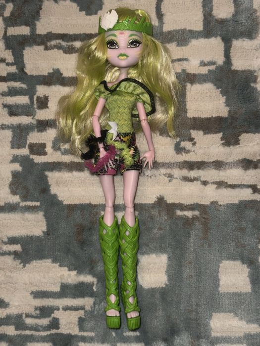 Кукла Monster high Бэтси Кларо