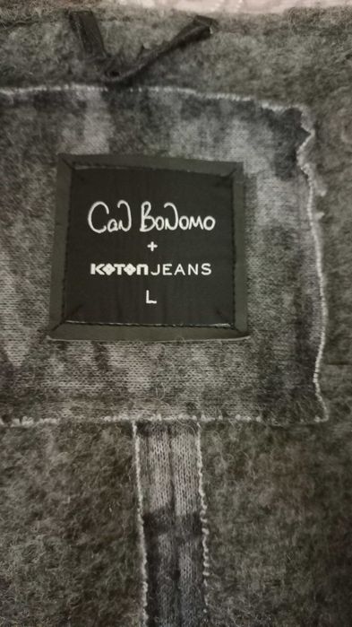 Продаю куртку женскую