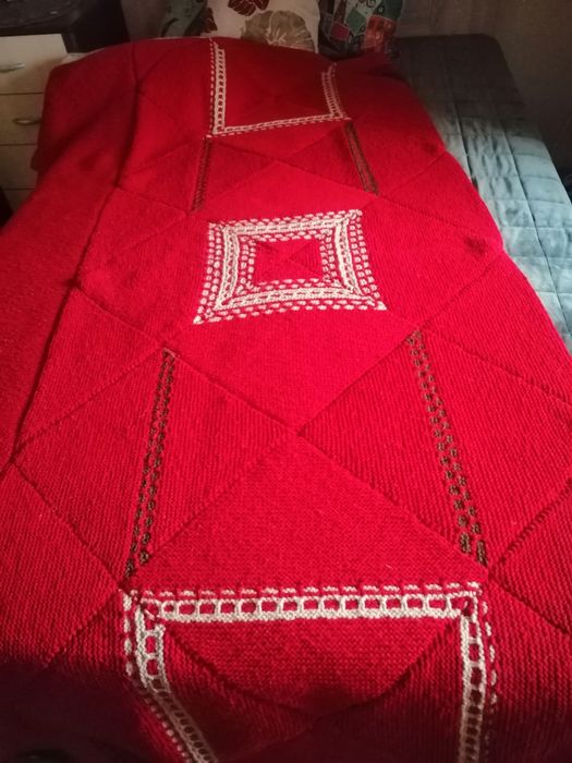 Плетен покривало за легло, диван