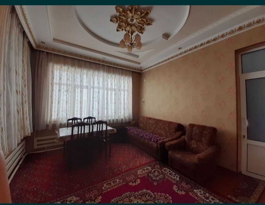 Jar Ariqda hovli (Ipakchilik) O'zimniki kotta ko'chadan 80 metr