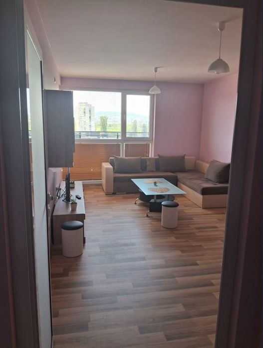 Дава се под наем Двустаен апартамент в София, Връбница 2 - 64 кв.м за 525 € - Снимка #1