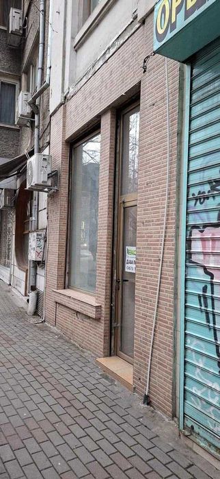 Давам магазин под наем на улица Шипка