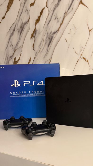 Sony PlayStation 4 slim
