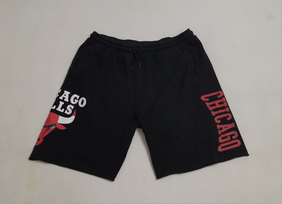 Pantaloni scurti NBA Chicago Bulls black, mărimea XL (man)