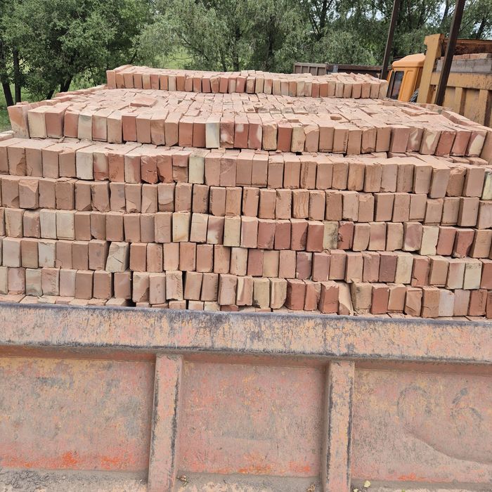 Кирпич красный кирпич