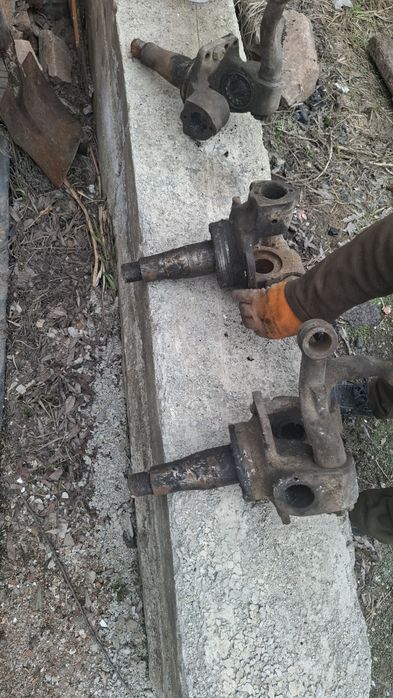 Поворотный кулак цапфа на Камаз