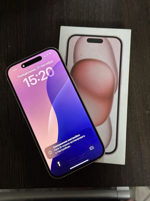 Продаю айфон 15 , батарея 82