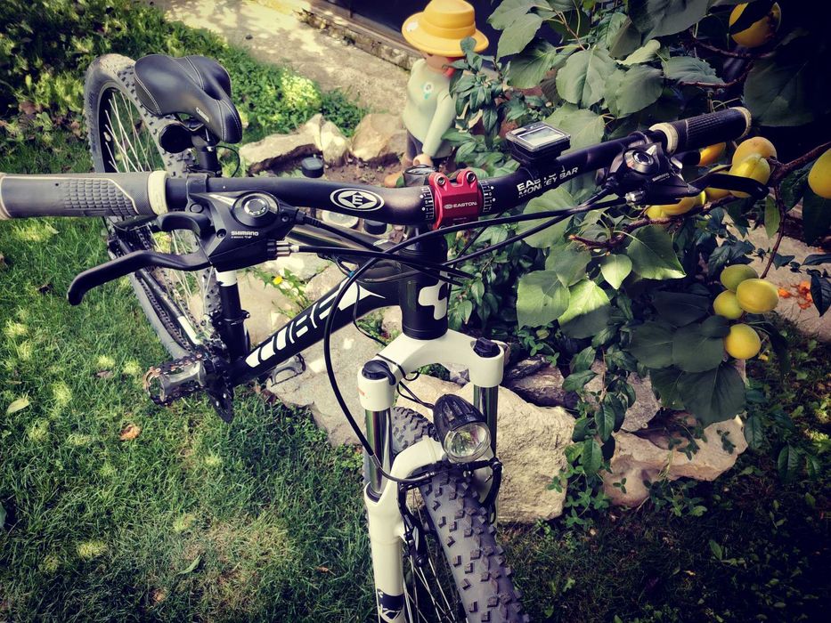 Bicicleta Cube aim 29