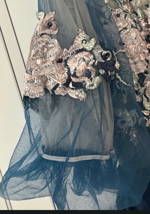 Rochie de seară - o singură purtare