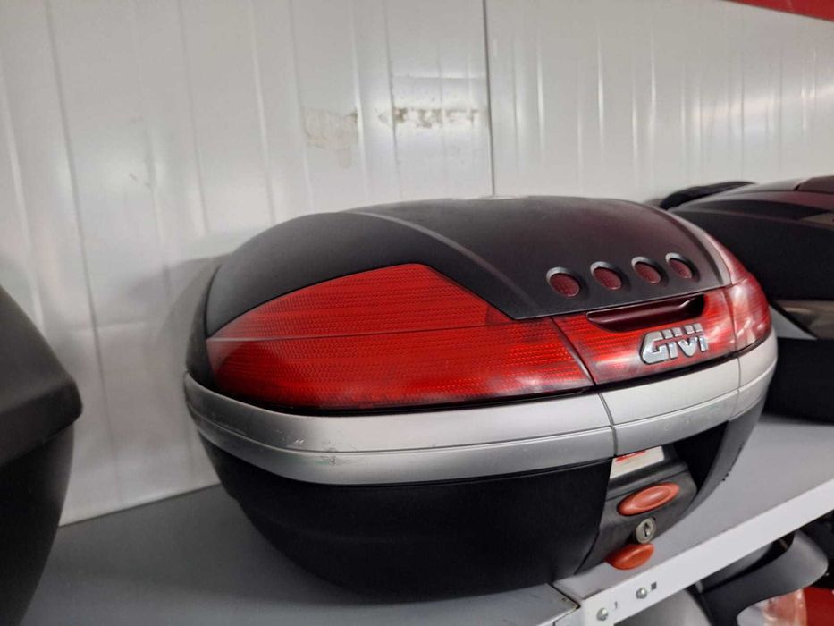 Багажен куфар за скутер / Багажни куфари / топ каса за мотор