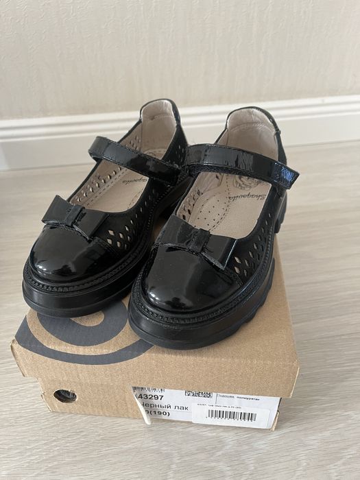 Черные туфли лоферы для девочек р30