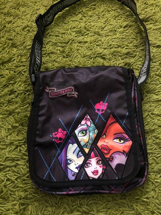 Geanta umar Monster High