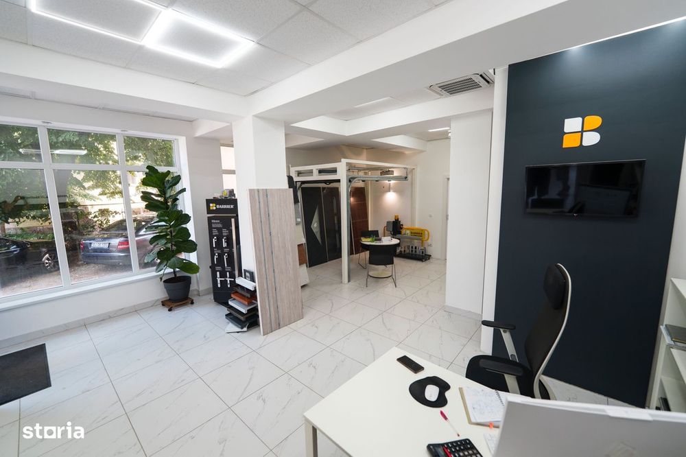 Spatiu comercial de vanzare - Amaradia